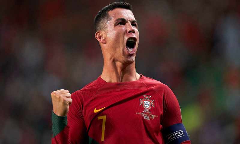 Cầu thủ xuất sắc nhất thế giới - Ronaldo